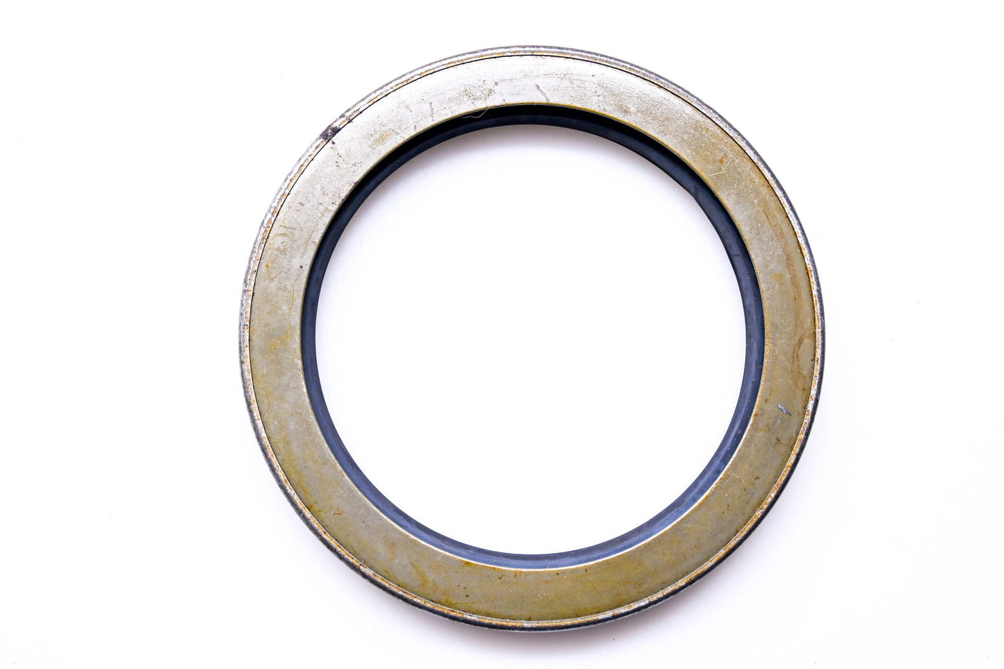 Total Source 42415-20540-71, TY42415-20540-71 Wheel Hub Inner Seal fits Toyota NOS