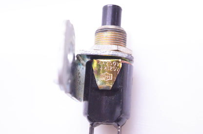 Eaton 1/4A250V, 3/4A125V Switch NOS