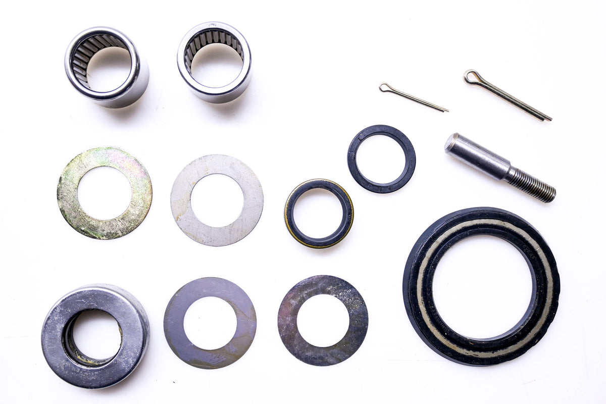 New OEM Toyota 04431-20052-71 King Pin Kit fits Toyota NOS