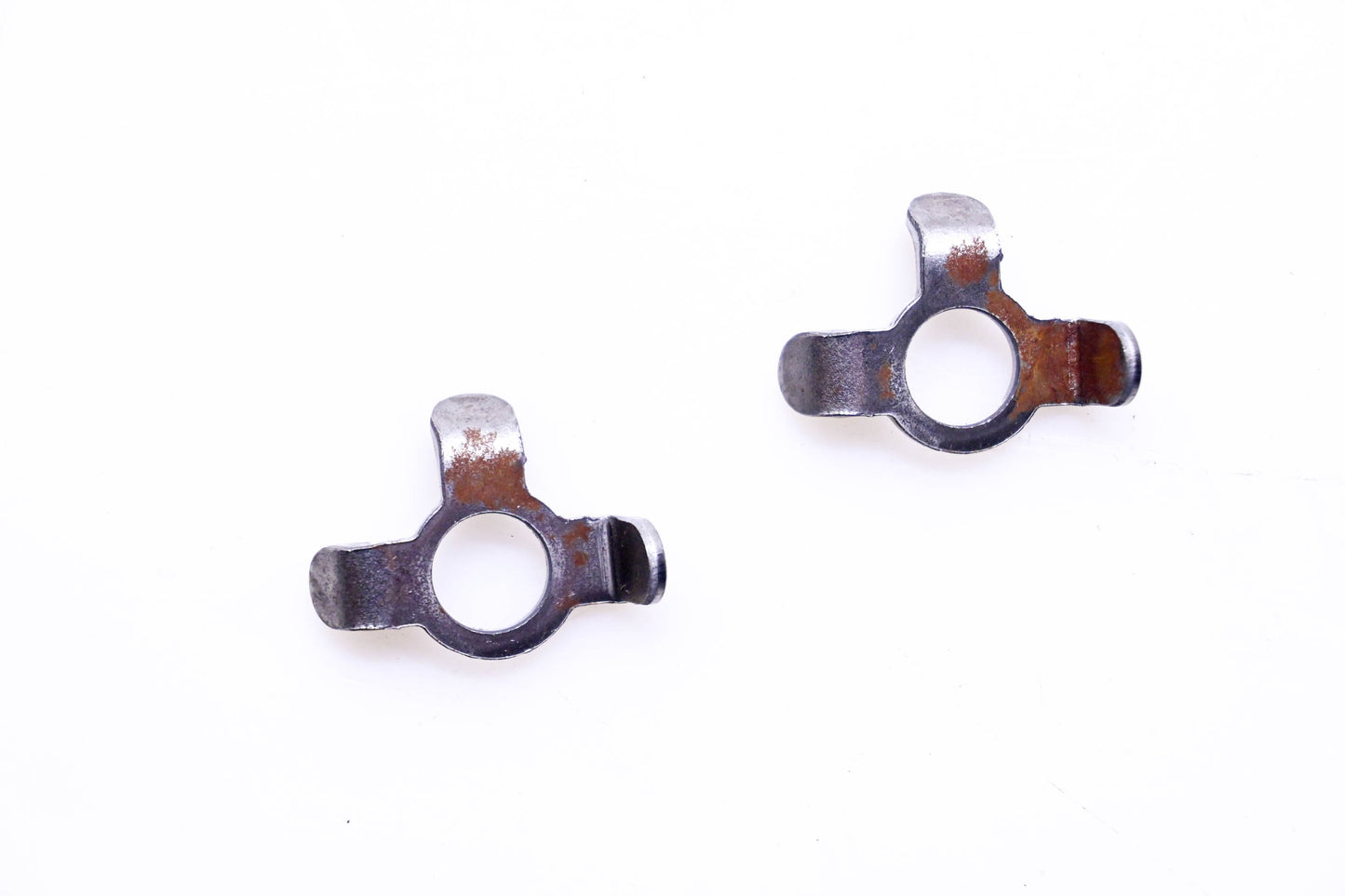 New OEM Harley-Davidson 33318-85 Locking Tabs Qty 2 NOS