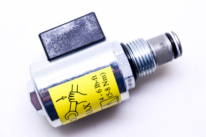 Eaton 02-167578, 300AA00090A Solenoid Valve 24 DC NOS