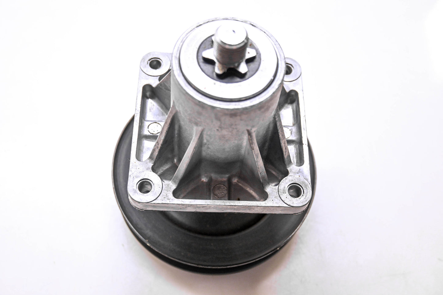 MTD 918-0625B Spindle Assembly NOS