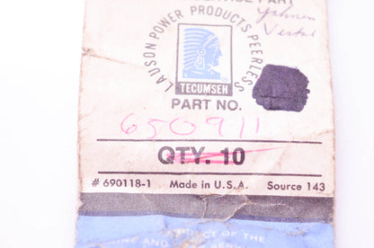 New OEM Tecumseh 650911 Screw Qty 2 NOS