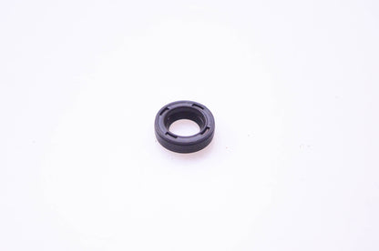 New OEM Briggs & Stratton 690680 Governor Shaft Seal NOS