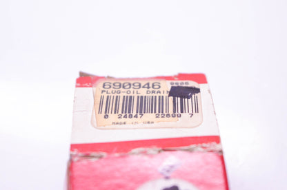 New OEM Briggs & Stratton 690946 Oil Drain Plug NOS