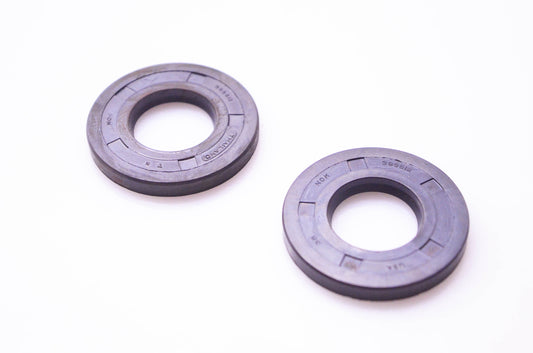 New OEM Briggs & Stratton 393812 Oil Seals Qty 2 NOS