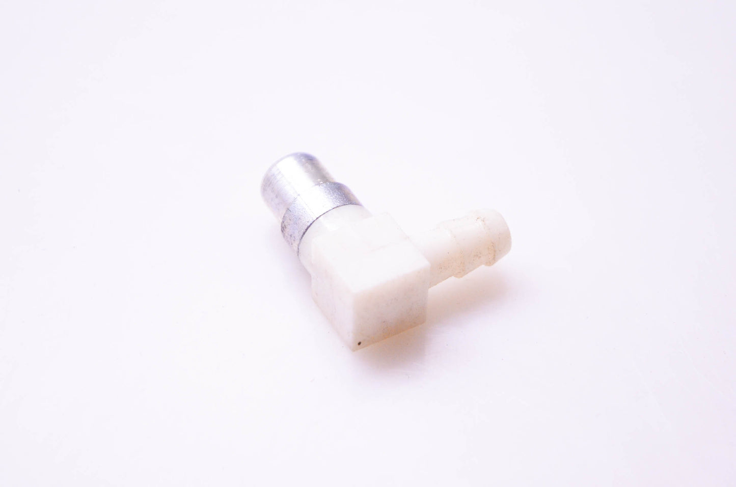 New OEM Tecumseh 631807 Fuel Inlet Fitting NOS