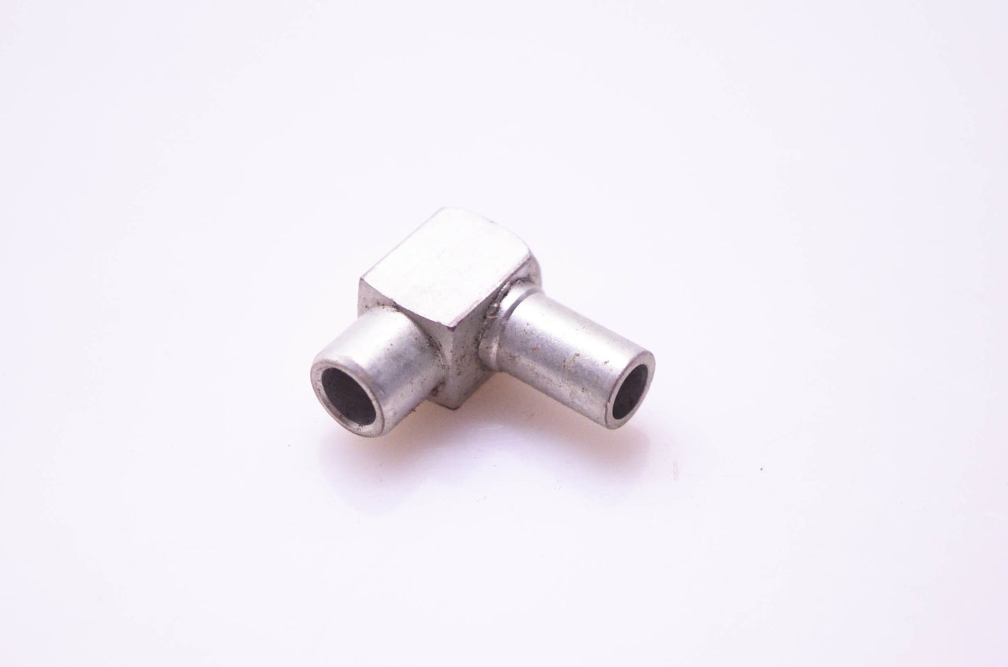 New OEM Tecumseh 631806 Fuel Fitting NOS