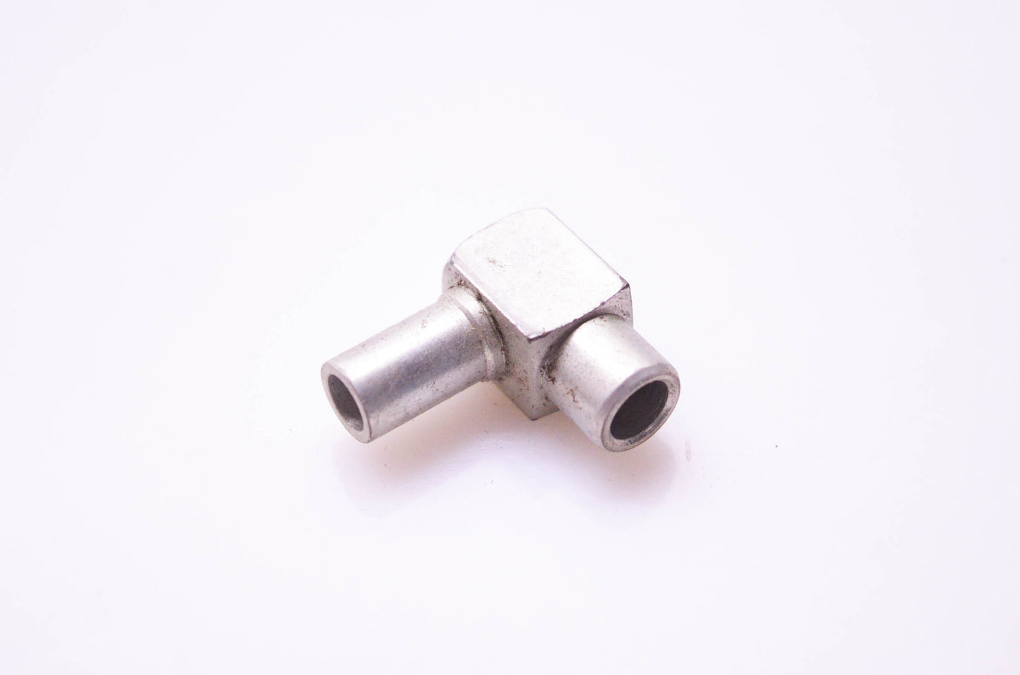 New OEM Tecumseh 631806 Fuel Fitting NOS