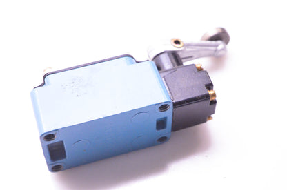 Micro Switch USA 49574-00, L126 Precision Limit Switch NOS