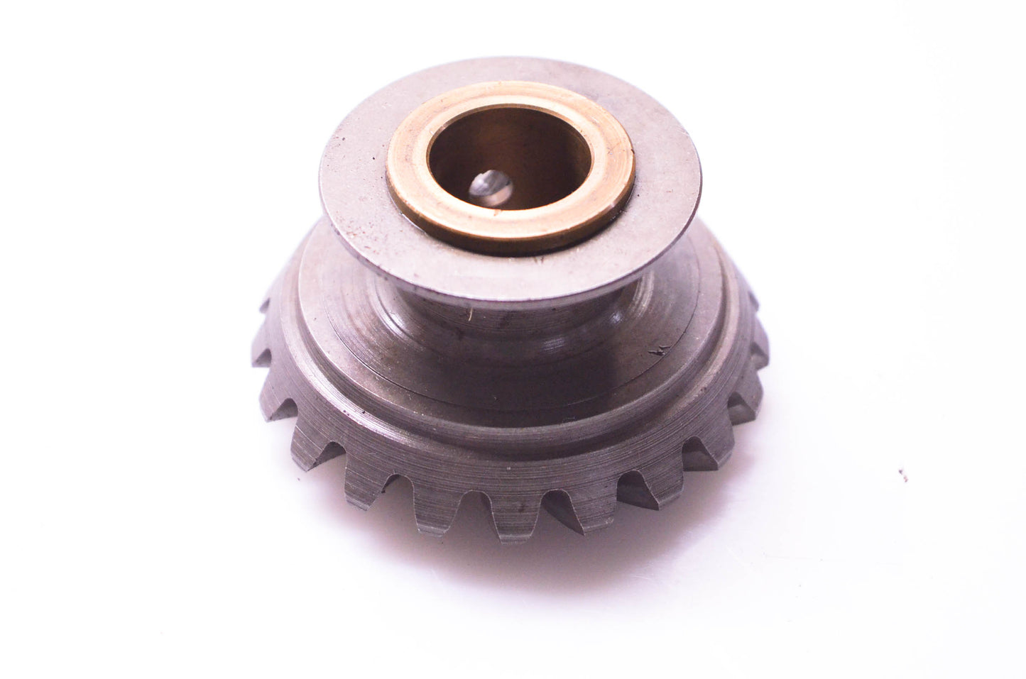 OMC 381810 Forward Gear & Bushing NOS