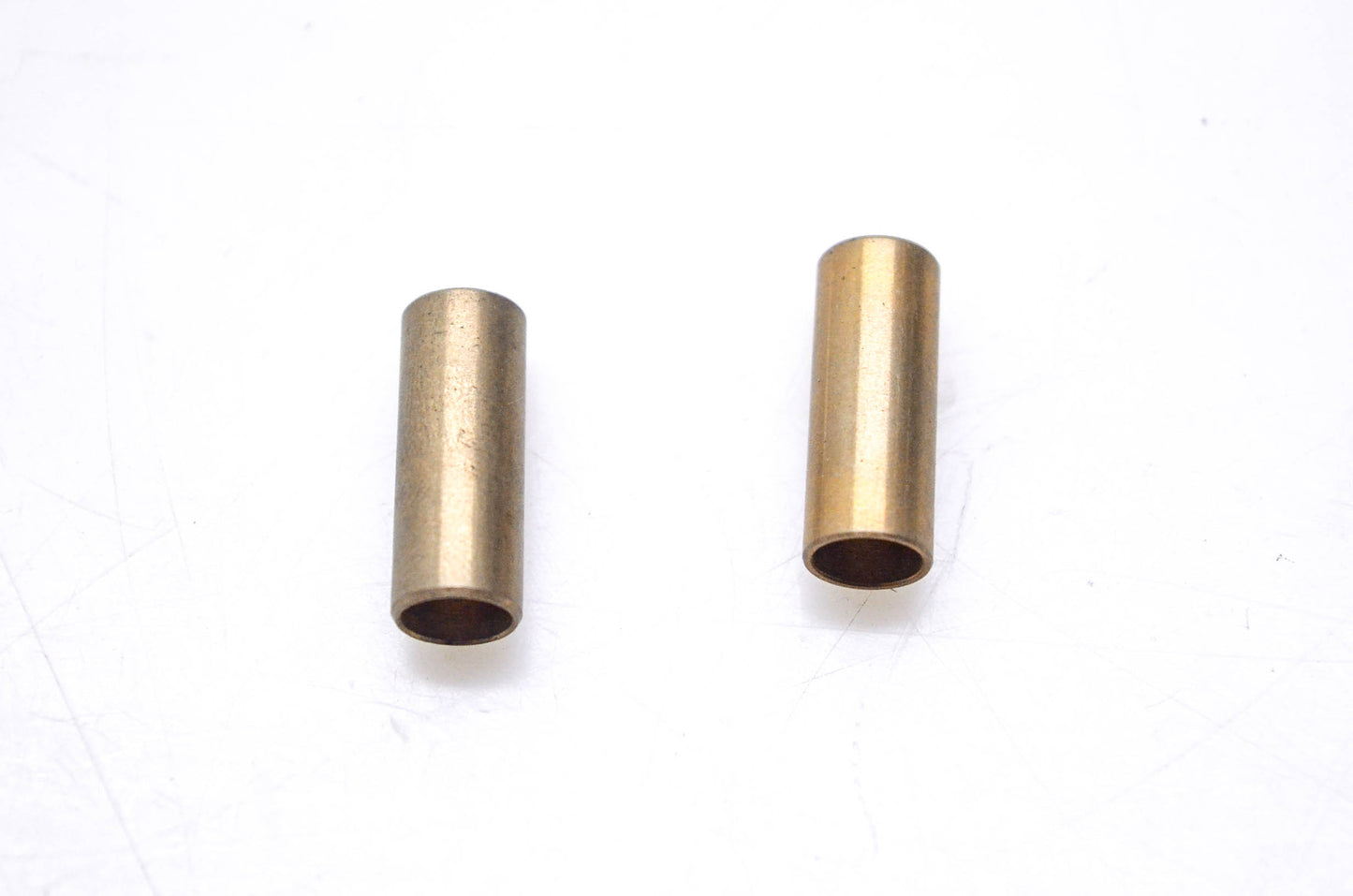 New OEM Briggs & Stratton 230655 Bushings Qty 2 NOS