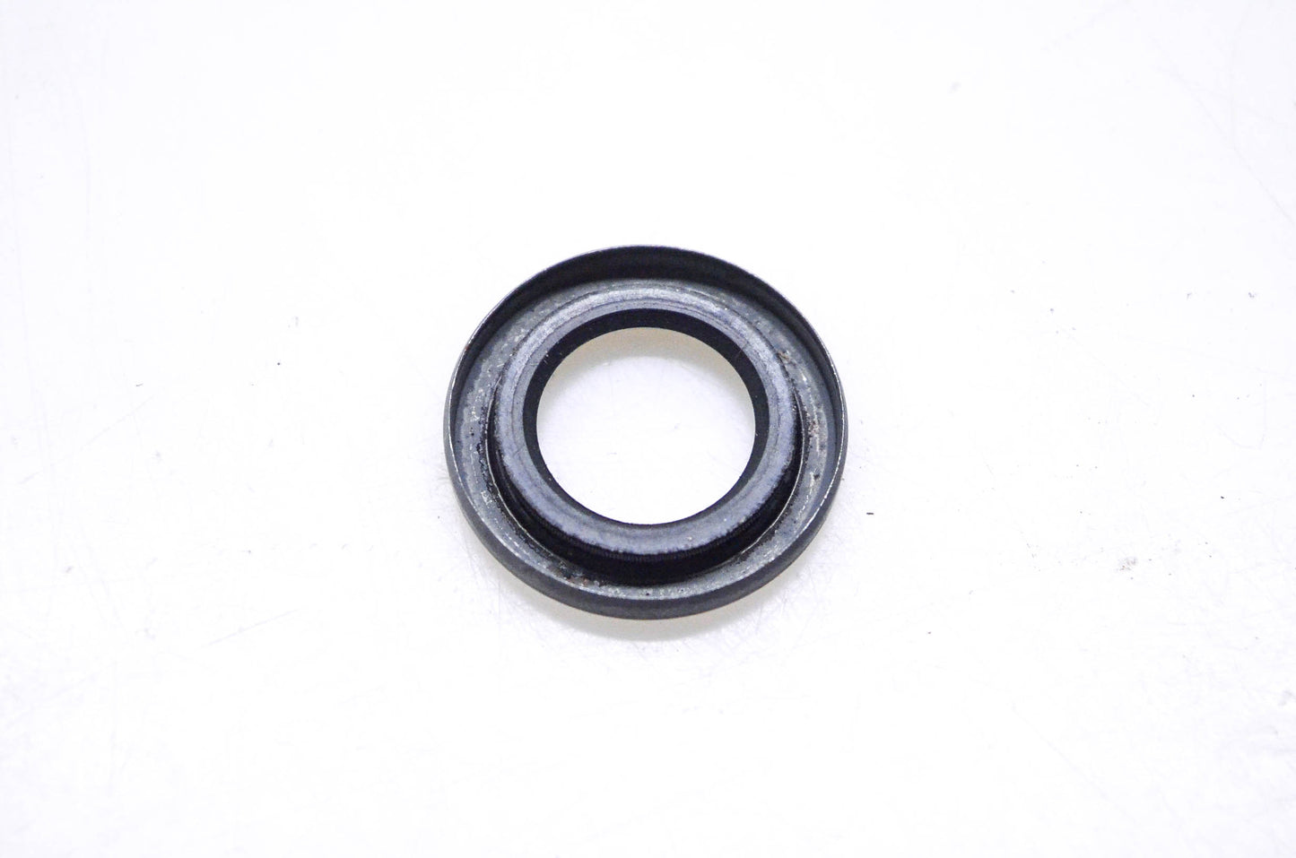 New OEM Tecumseh 291183 Oil Seal NOS