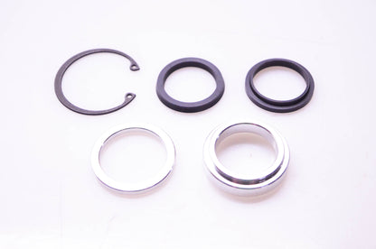 Clark 136882 Piston Rod Seal Kit NOS
