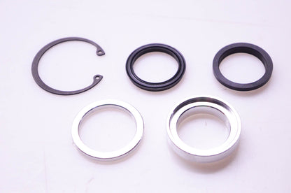 Clark 136882 Piston Rod Seal Kit NOS