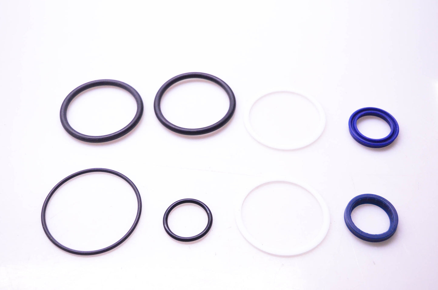 Komatsu 3EB-64-05050 Tilt Cylinder Seal Kit NOS