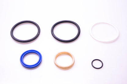 Komatsu 34B-64-05010 Tilt Cylinder Seal Kit NOS
