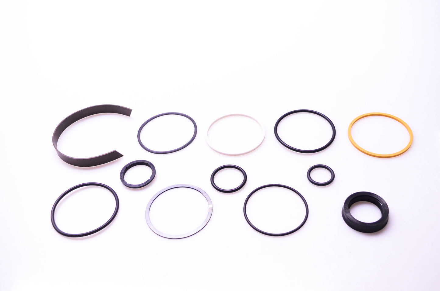 Komatsu 3EB-64-05190 Tilt Cylinder Seal Kit NOS