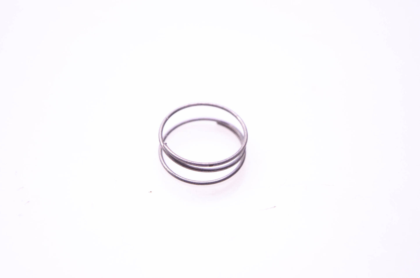 New OEM Briggs & Stratton 260455 Diaphragm Spring NOS