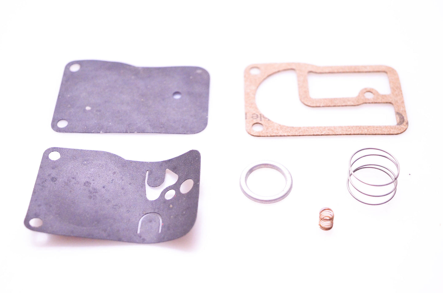 New OEM Briggs & Stratton 393397 Fuel Pump Kit NOS
