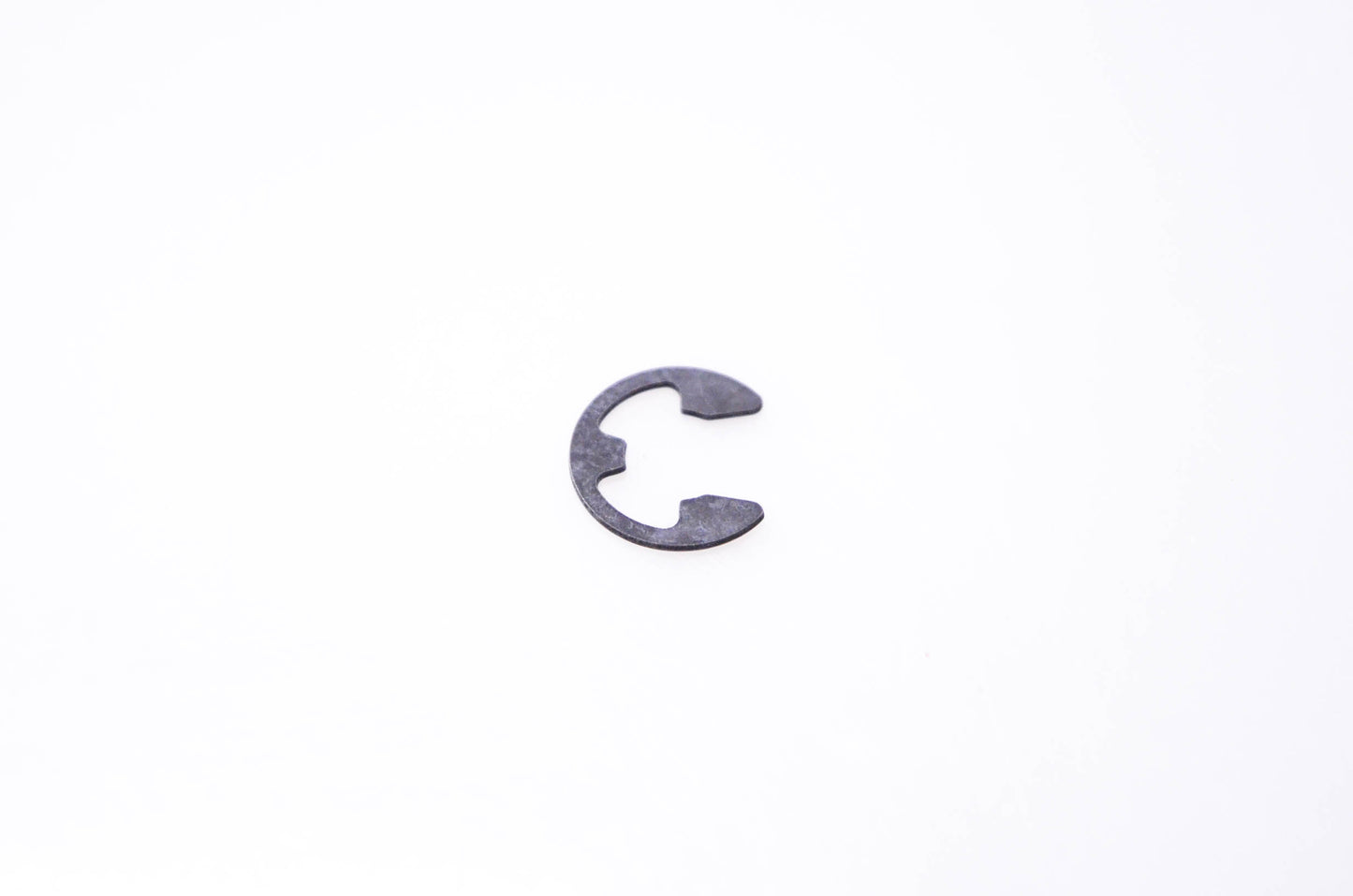 New OEM Briggs & Stratton 300311MA Ret E Ring NOS