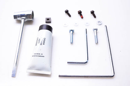 New OEM Husqvarna 544 04 42-05, 544 05 52-05/K, 81091-070122-38 Scrench Screws Grip Grease Kit NOS