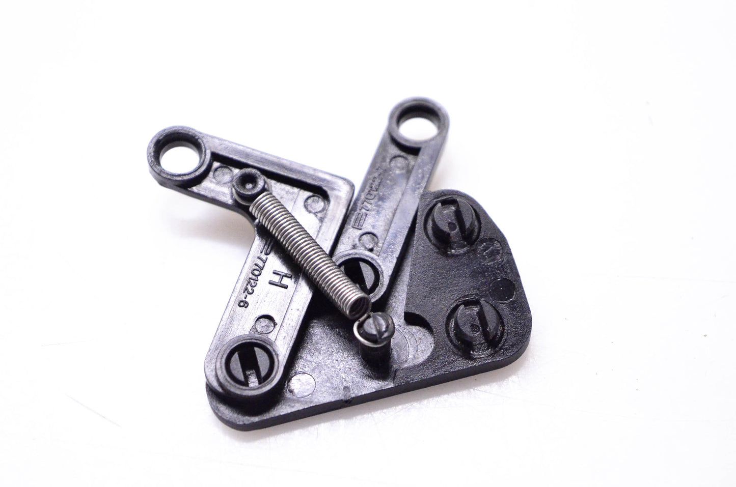 Peltor 770122 Hard Hat Clip H Assembly NOS