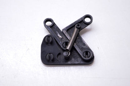Peltor 770122 Hard Hat Clip V Assembly NOS