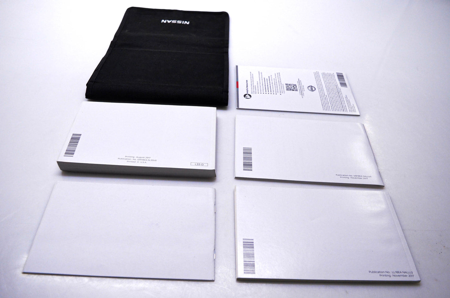 Nissan OM18EA 0L33U0, WB18EA NALLU3, QR18EA 0L33U0 2018 Altima Sedan Owner's Manual & Warranty Kit