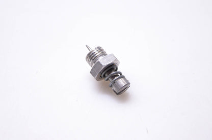 New OEM Briggs & Stratton 299060 Needle Valve NOS