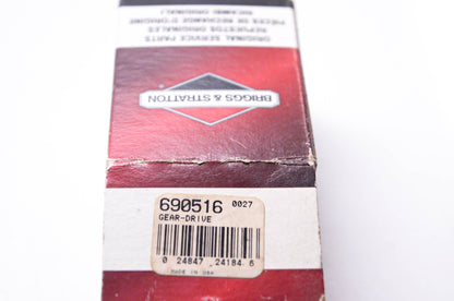 New OEM Briggs & Stratton 690516 Drive Gear NOS