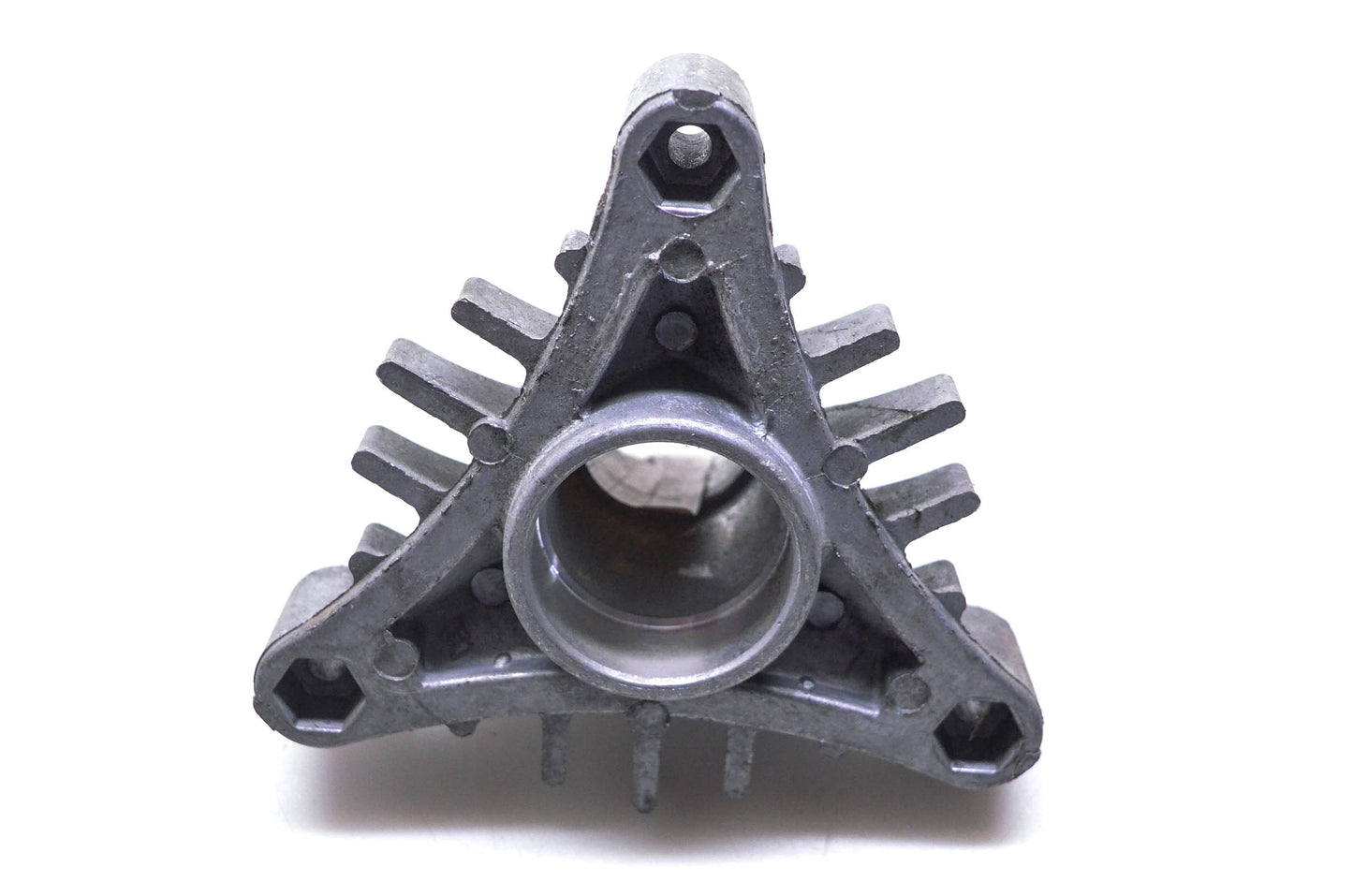 New OEM Husqvarna 532 13 71-52, 532137152 Hub Support NOS