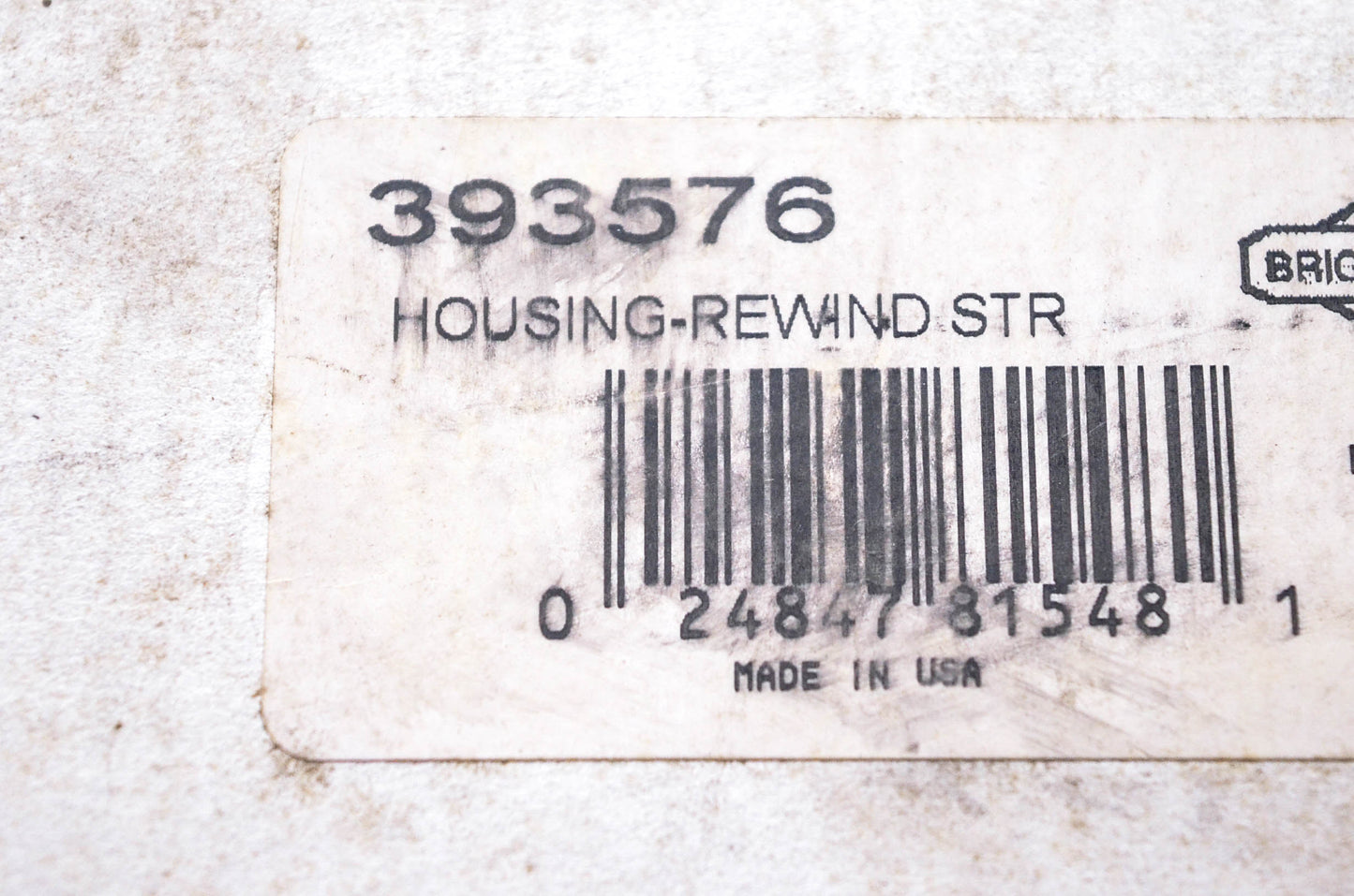 New OEM Briggs & Stratton 393576 Recoil Housing NOS