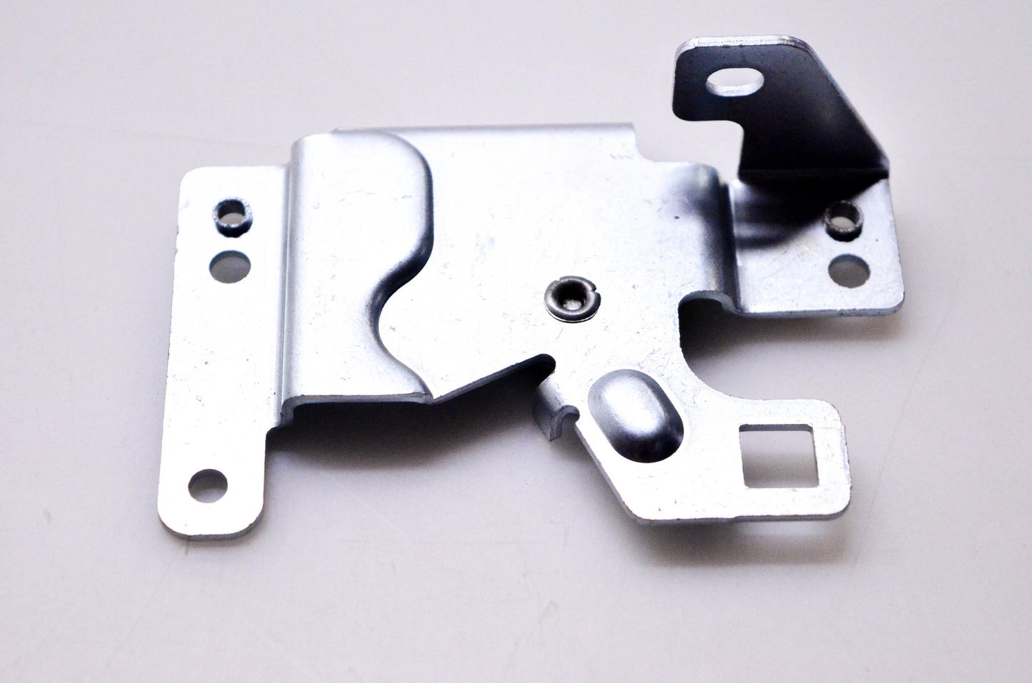 New OEM Briggs & Stratton 691381 Bell Crank NOS