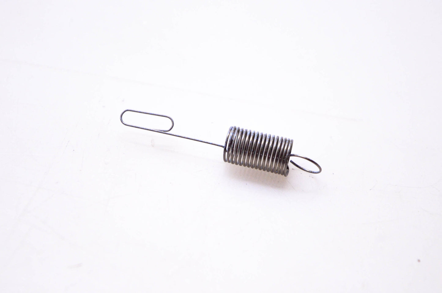 New OEM Briggs & Stratton 690373 Governor Spring NOS