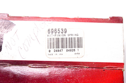 New OEM Briggs & Stratton 696539 Pinion Spring Kit NOS