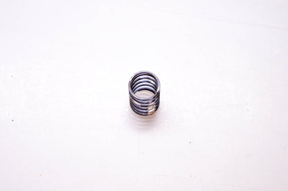 New OEM Briggs & Stratton 690547 Ratchet Spring NOS