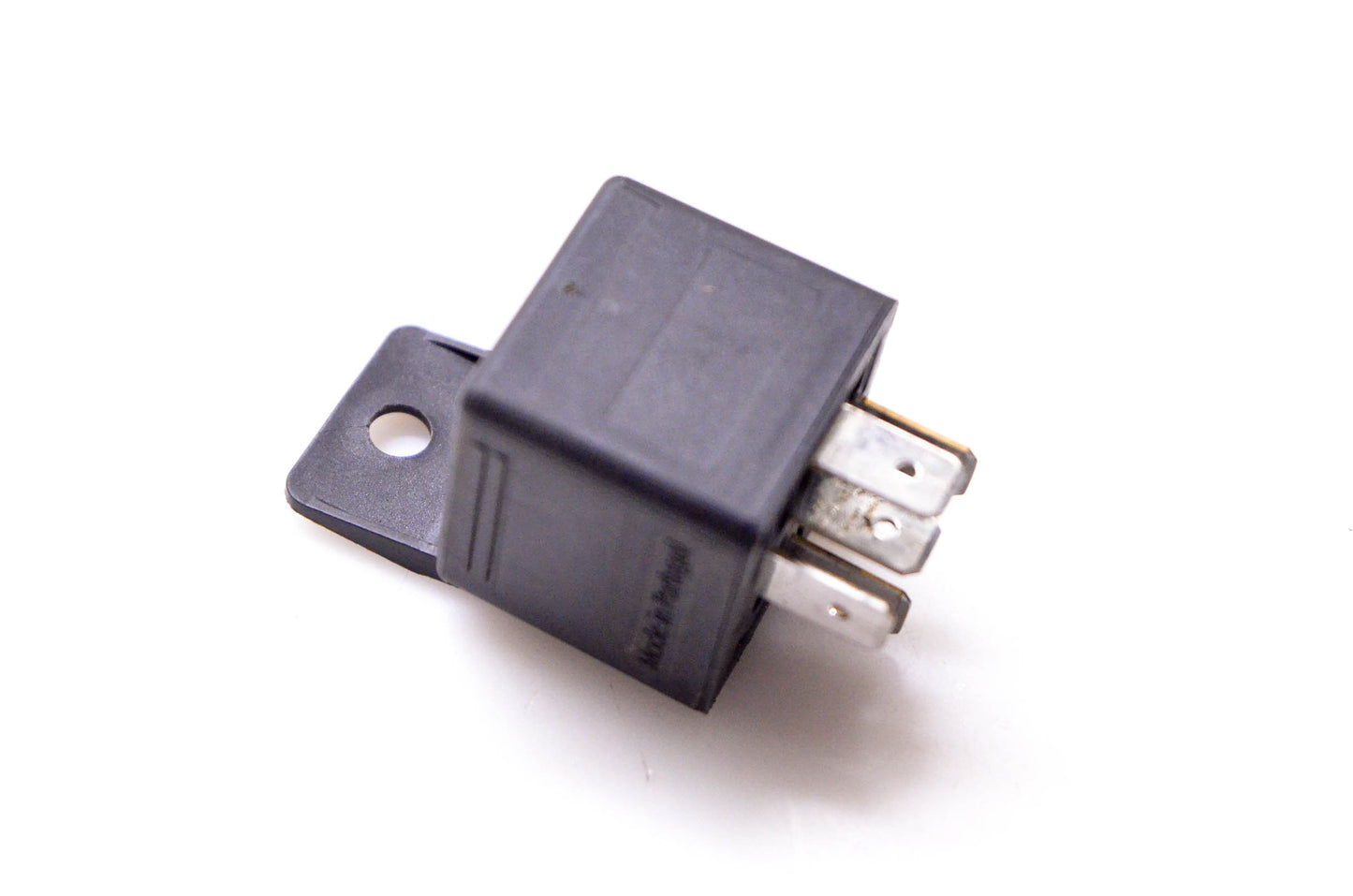 TE V23234-A1001-X036 Relay