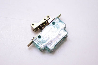 Intrupa SW-215 Switch NOS