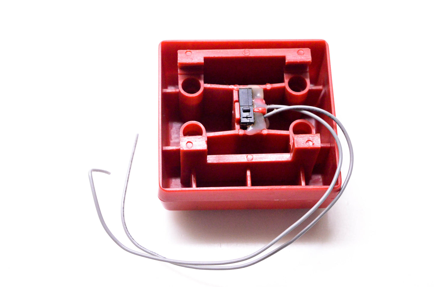 Total Source 3303944 Push Red Button NOS