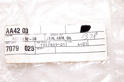 New OEM Husqvarna 532 15 52-36, 532155236 Oil Seal NOS