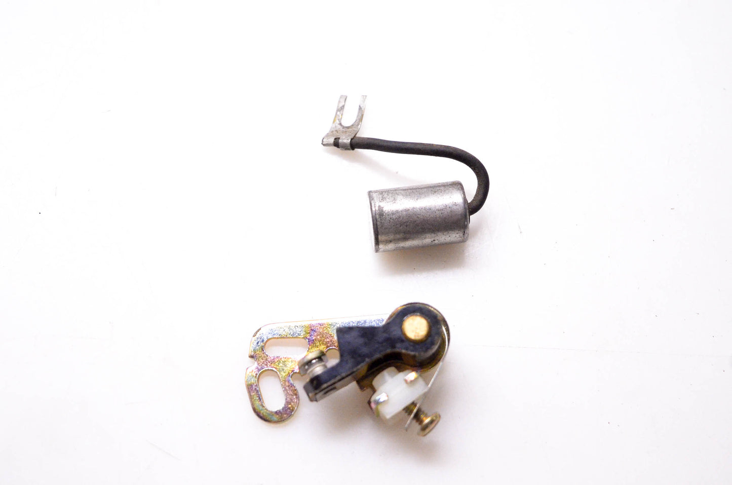 Wisconsin Parts YQ12 Points & Condenser NOS