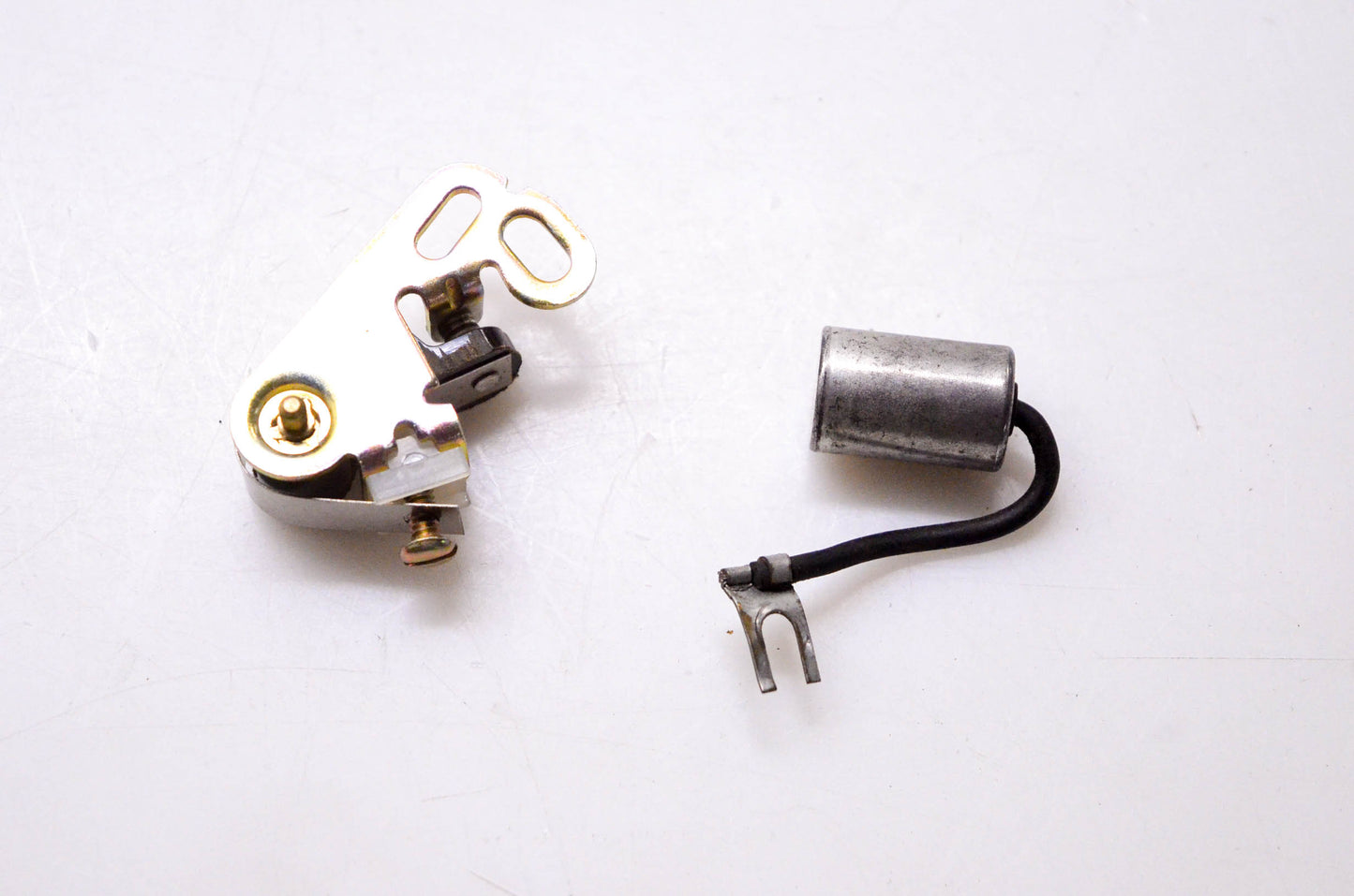 Wisconsin Parts YQ12 Points & Condenser NOS