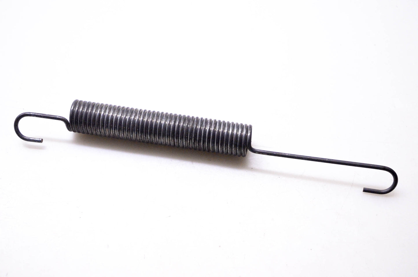 New OEM Briggs & Stratton 325802MA Spring .69X7 75X.08 NOS