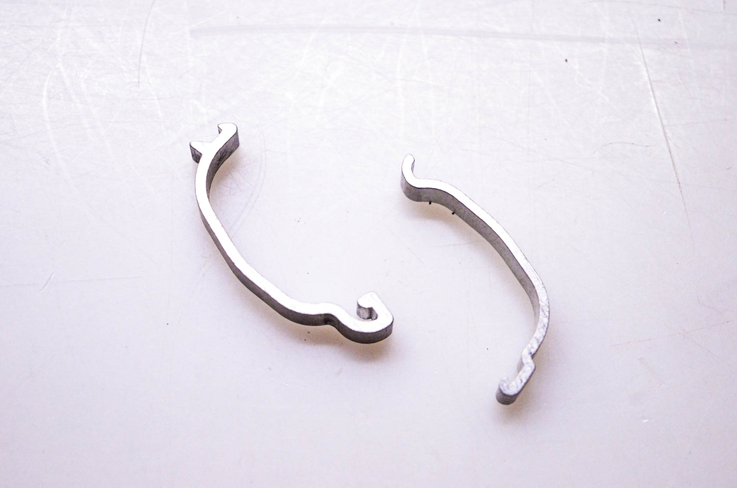 New OEM Husqvarna 537 16 73-01 Clamp NOS