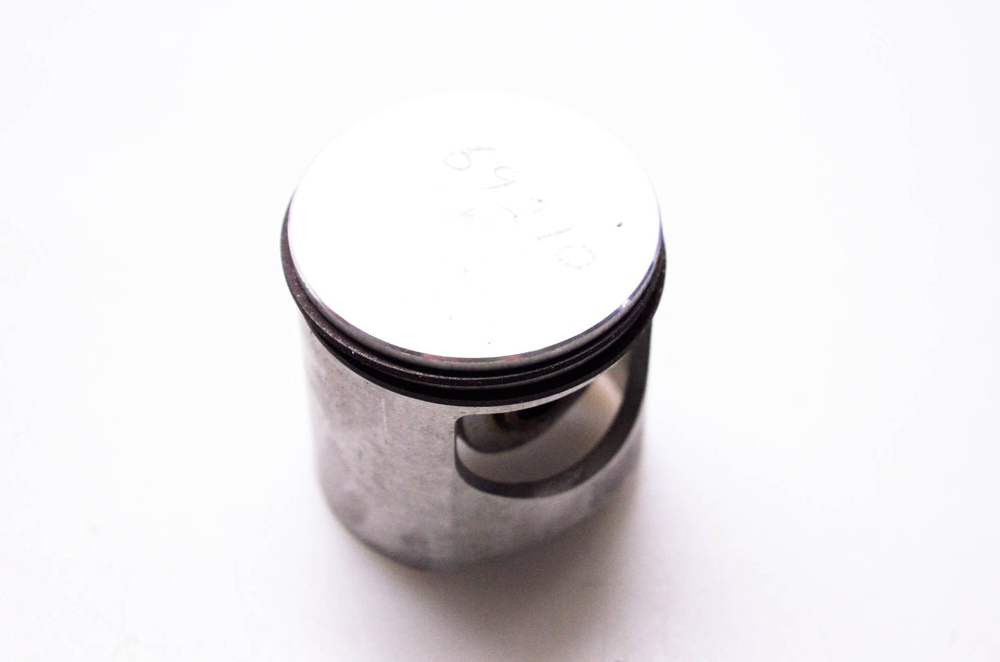 McCulloch 69210 Piston NOS