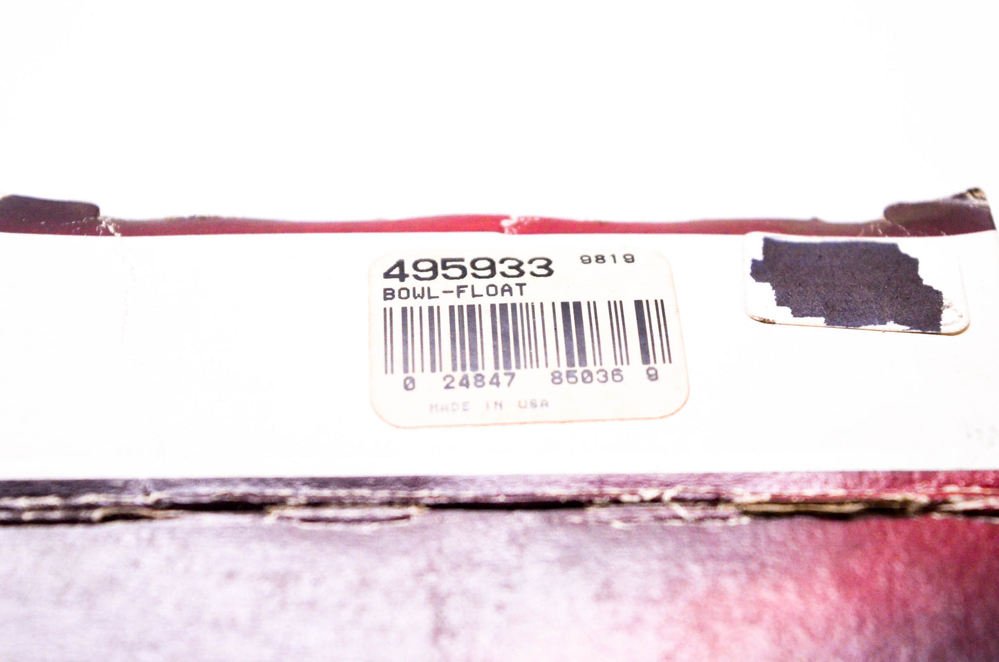 New OEM Briggs & Stratton 495933 Float Bowl NOS