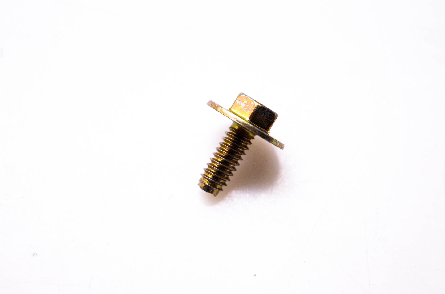 New OEM Briggs & Stratton 691685 Screw NOS