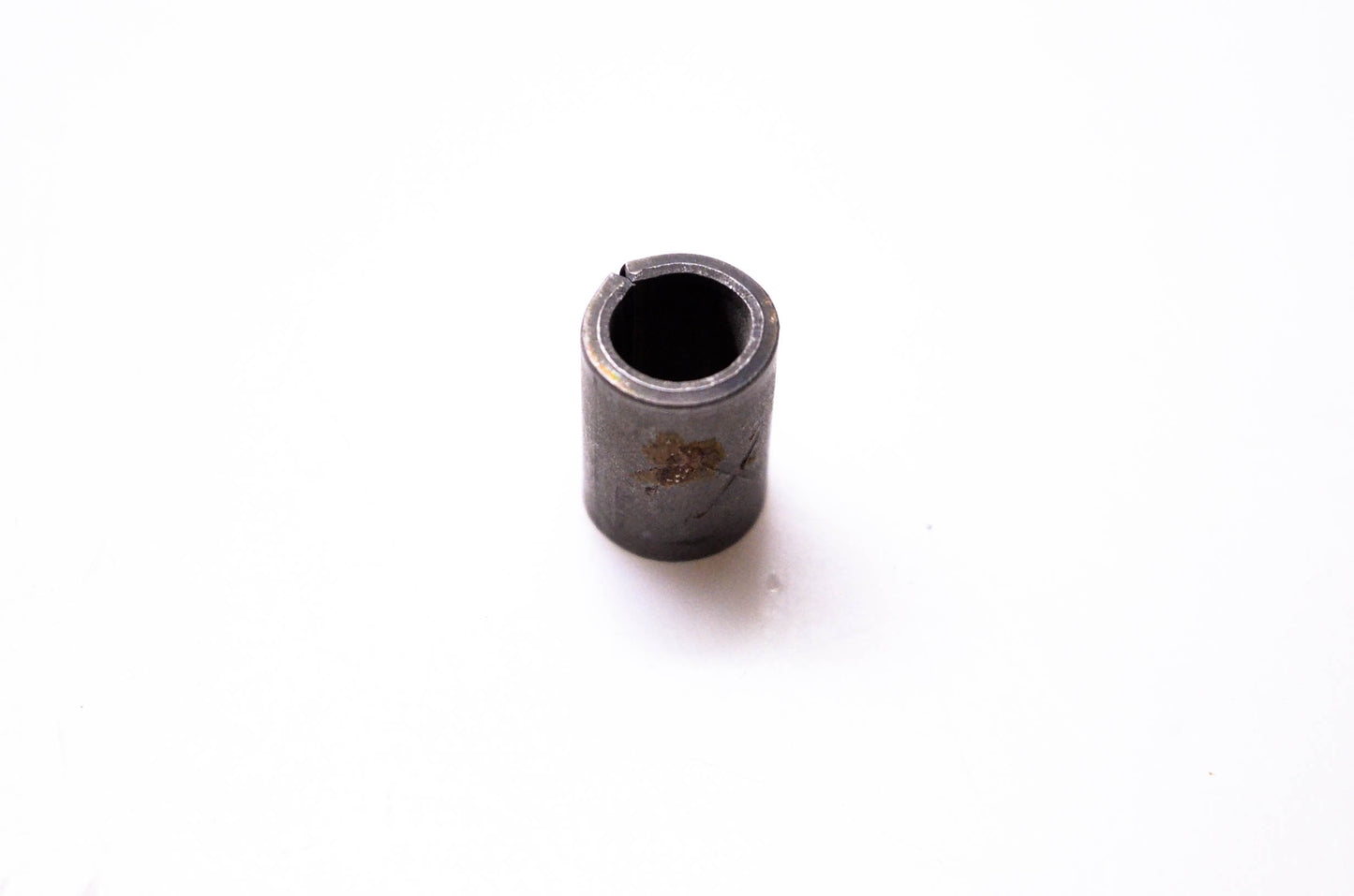 New OEM Briggs & Stratton 94047 Fuel Tank Spacer NOS