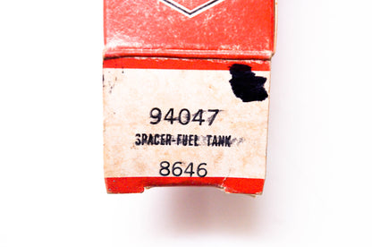 New OEM Briggs & Stratton 94047 Fuel Tank Spacer NOS